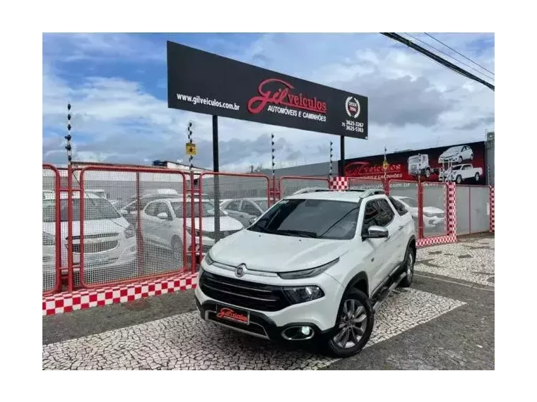 Fiat Toro Branco 3