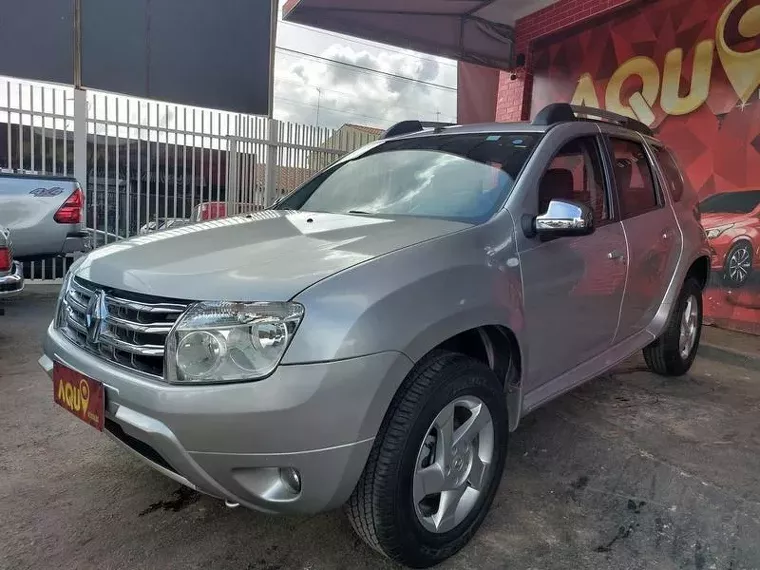 Renault Duster Prata 9