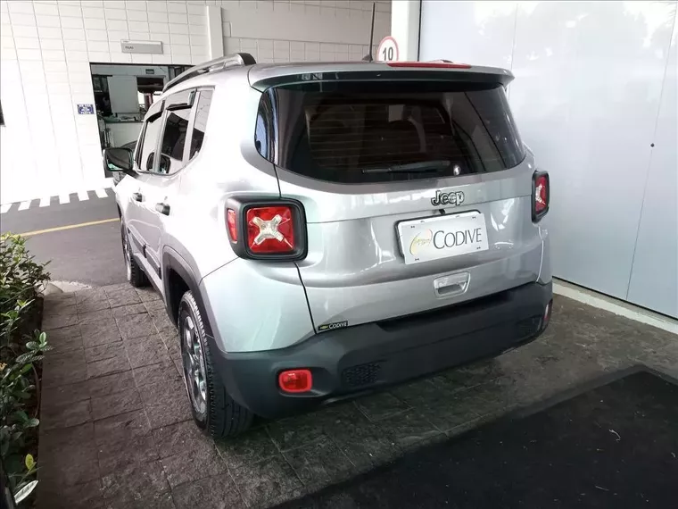 Jeep Renegade Prata 10