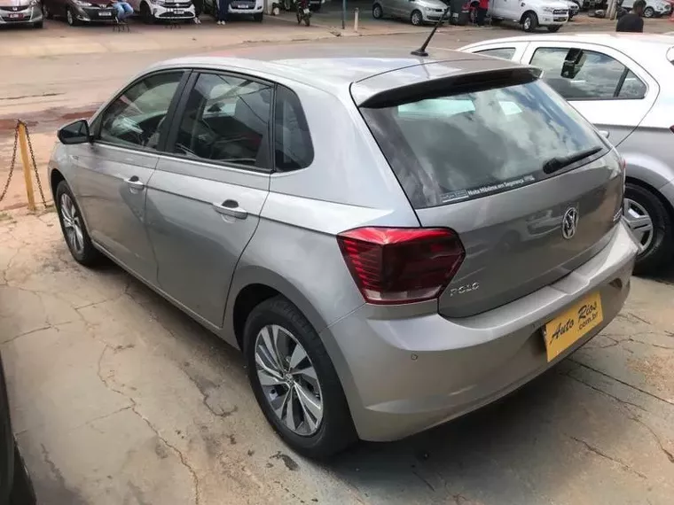 Volkswagen Polo Hatch Prata 7