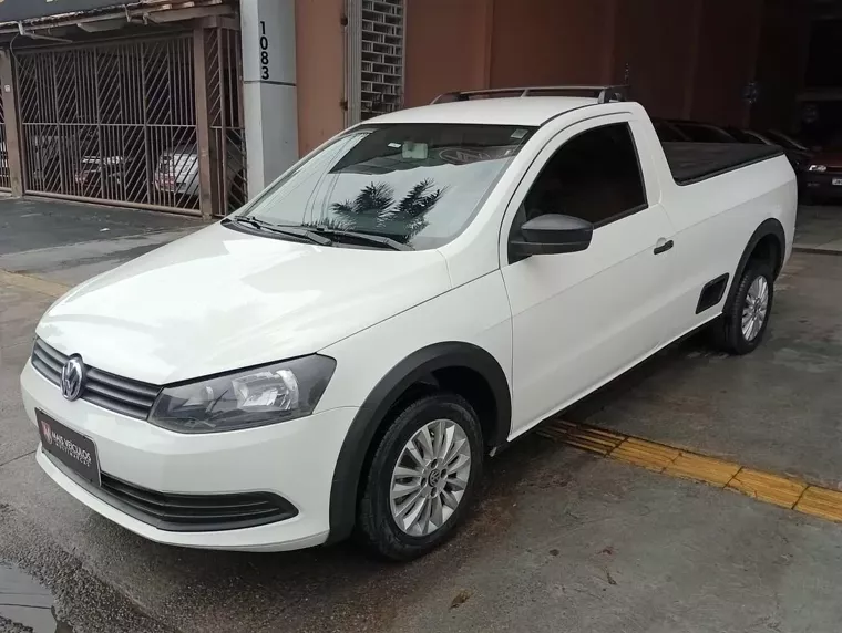 Volkswagen Saveiro Branco 5