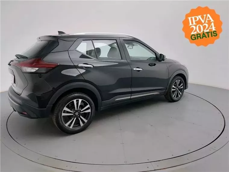 Nissan Kicks Preto 8