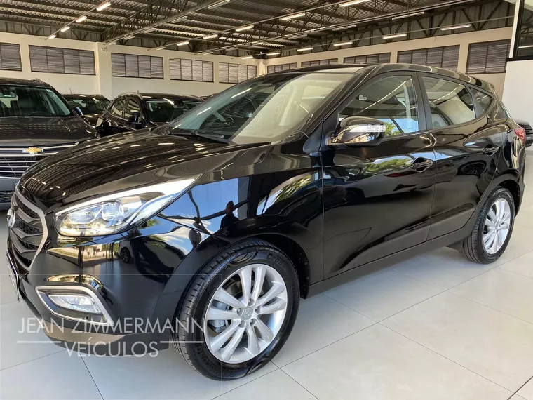 Hyundai IX35 Preto 16