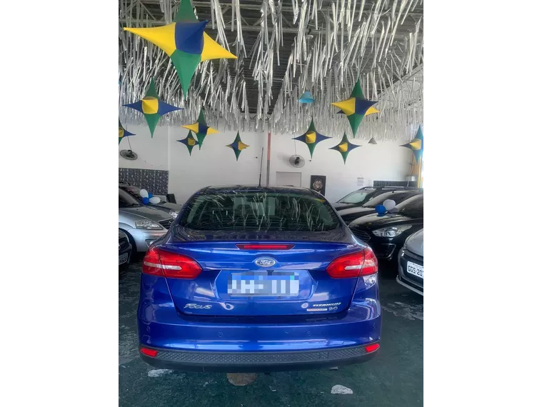 Ford Focus Azul 4