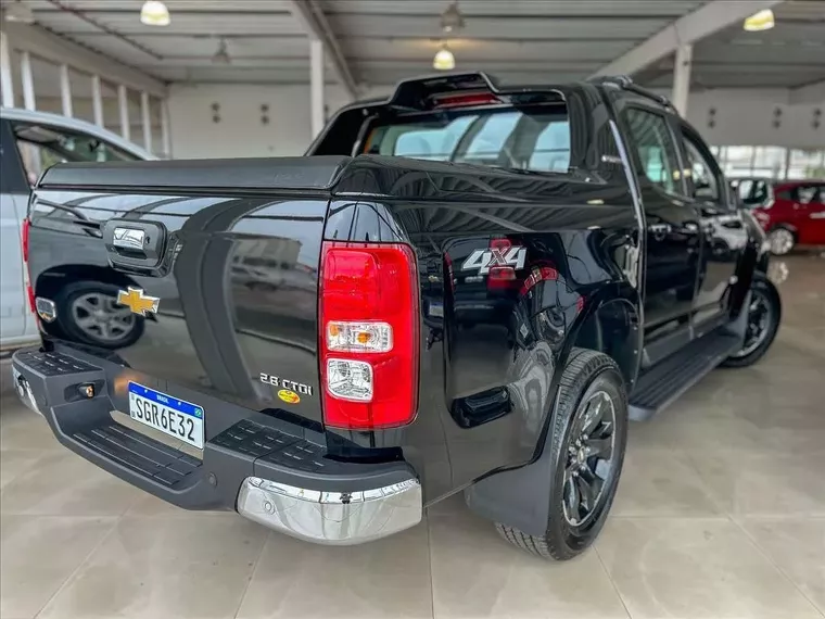 Chevrolet S10 Preto 2