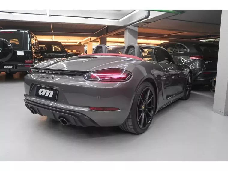 Porsche 718 Cinza 10