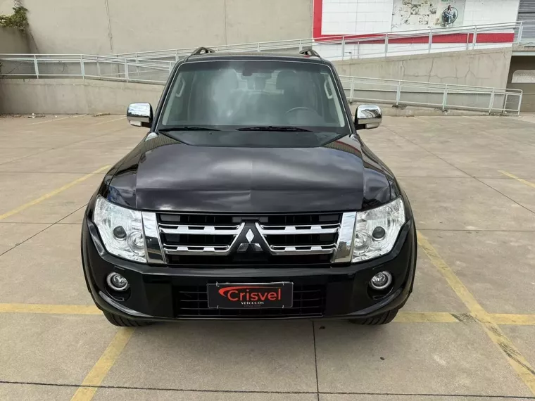 Mitsubishi Pajero Full Preto 3