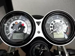 Triumph Street Twin