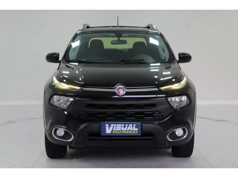 Fiat Toro Preto 4