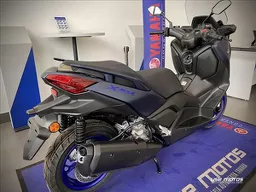 Yamaha Xmax