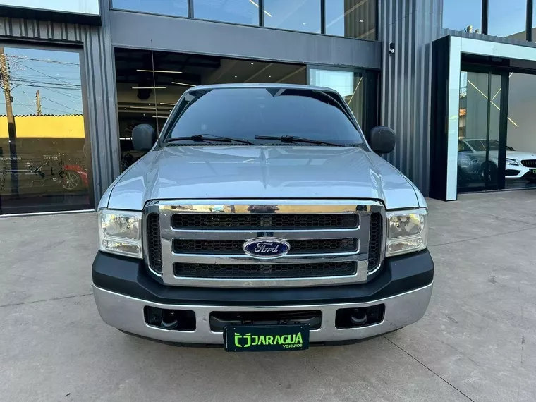 Ford F-250 Prata 4