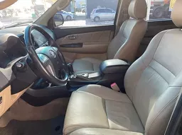 Toyota Hilux SW4