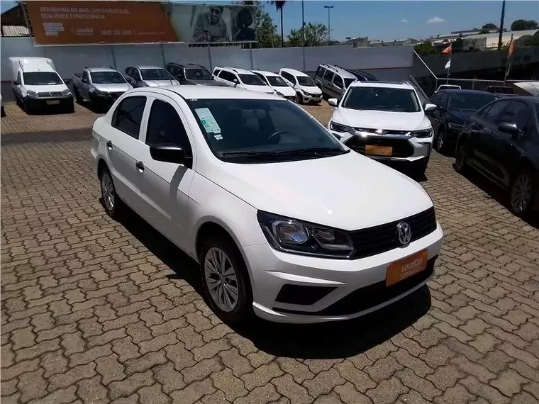 Volkswagen Voyage Branco 3