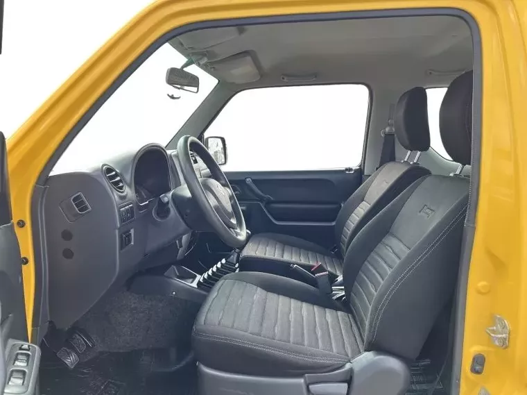 Suzuki Jimny Amarelo 9