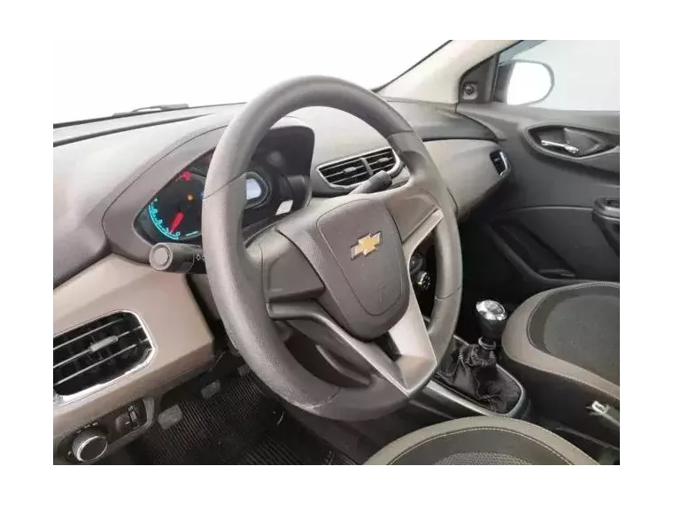 Chevrolet Prisma Preto 10