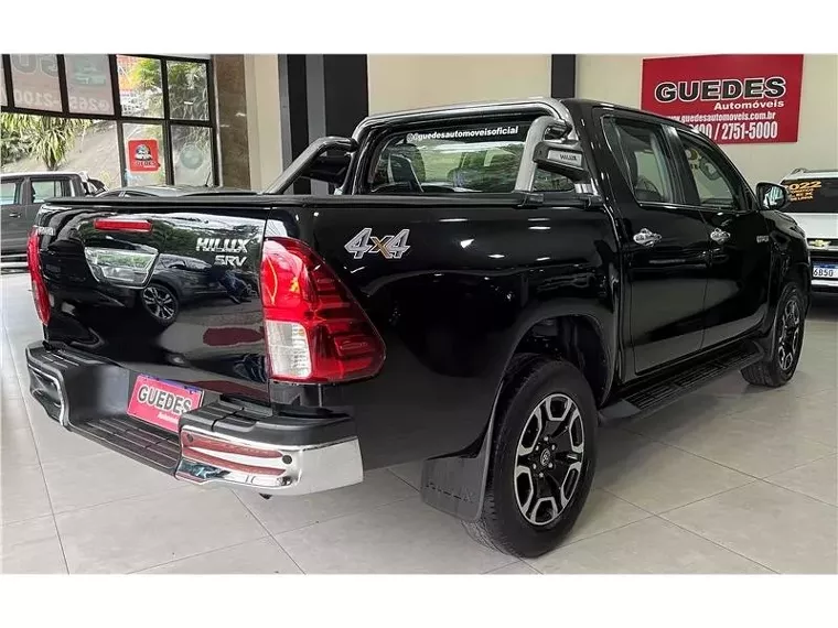 Toyota Hilux Preto 5