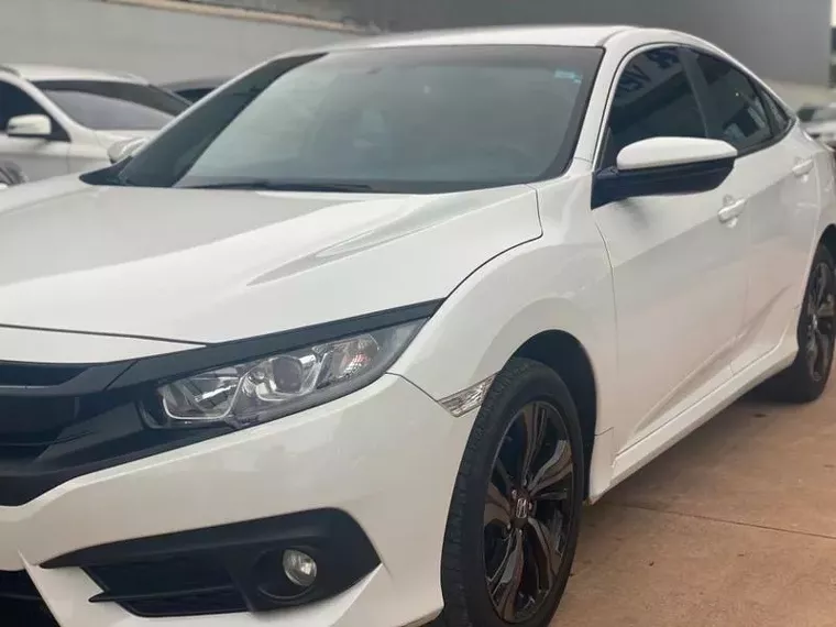 Honda Civic Branco 13