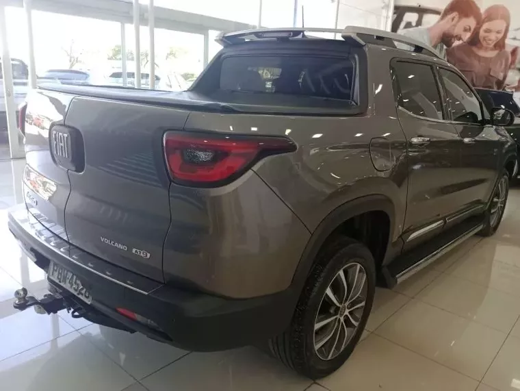 Fiat Toro Cinza 8