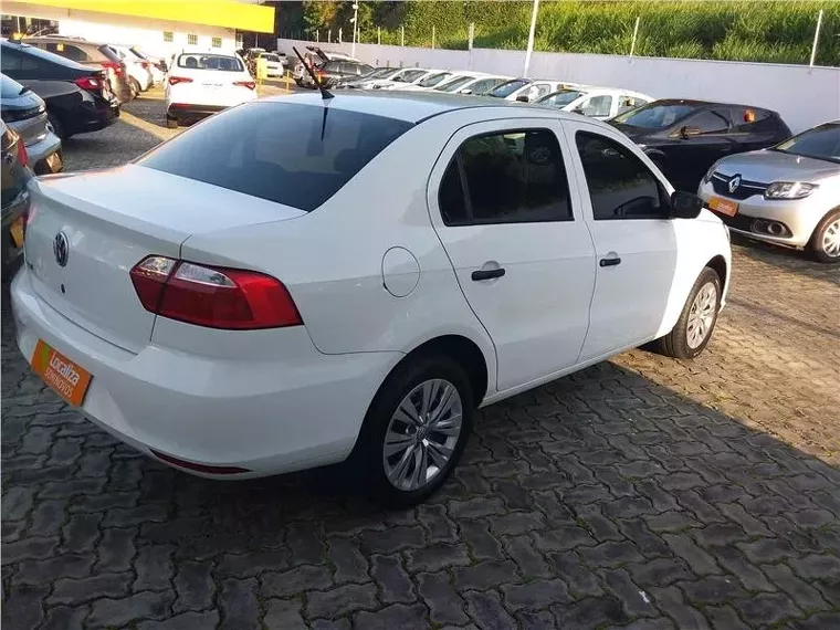 Volkswagen Voyage Branco 5