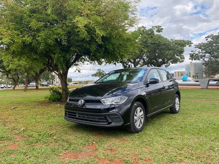 Volkswagen Polo Hatch Branco 3