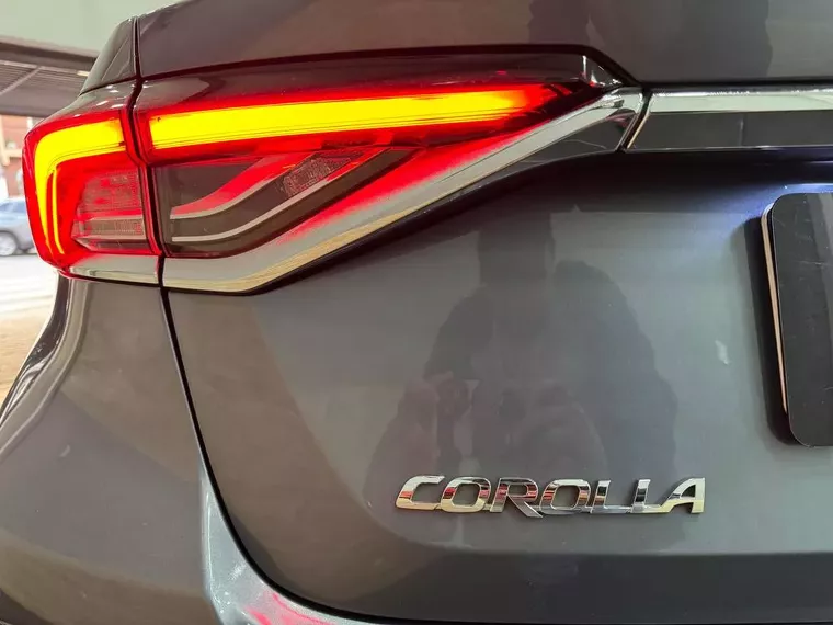 Toyota Corolla Cinza 10