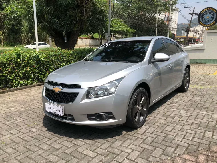 Chevrolet Cruze Prata 5