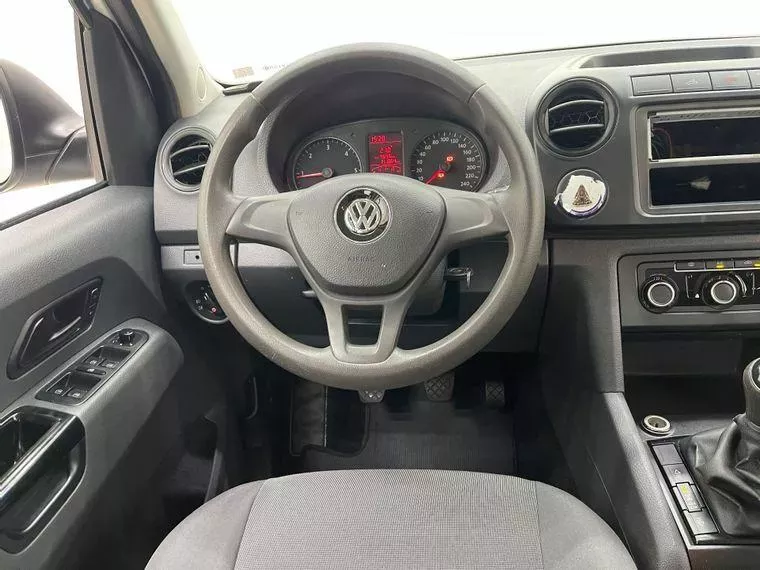 Volkswagen Amarok Prata 14