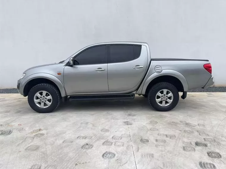 Mitsubishi L200 Triton Prata 2