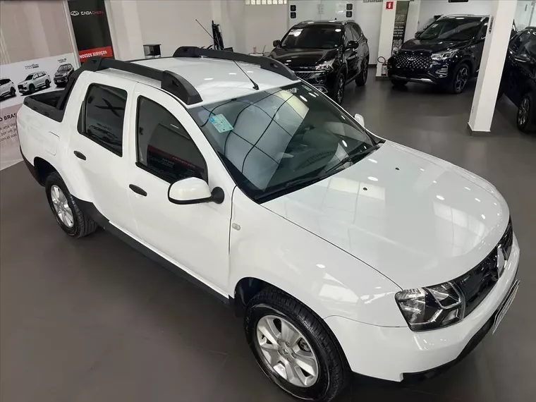 Renault Duster Oroch Branco 1