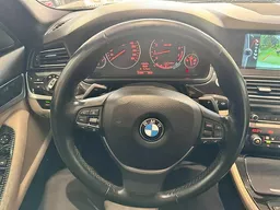 BMW 550i