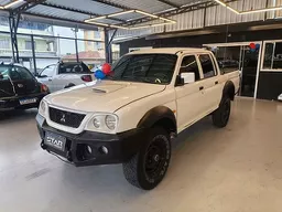 Mitsubishi L200 Outdoor