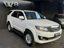 Toyota Hilux SW4