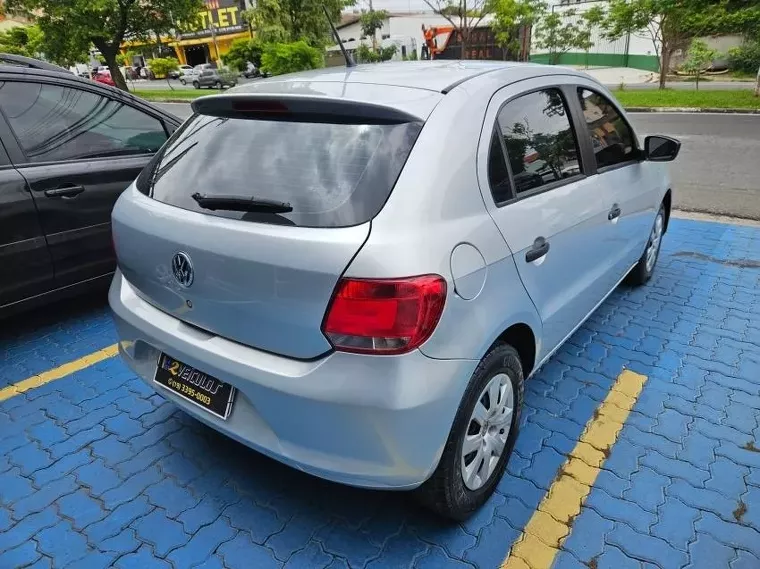 Volkswagen Gol Prata 3