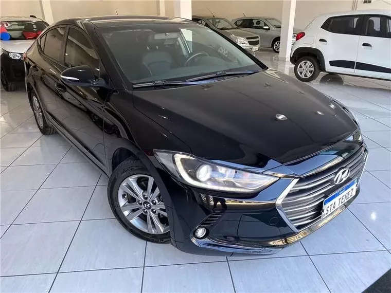 Hyundai Elantra Preto 1