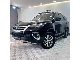 Toyota Hilux SW4