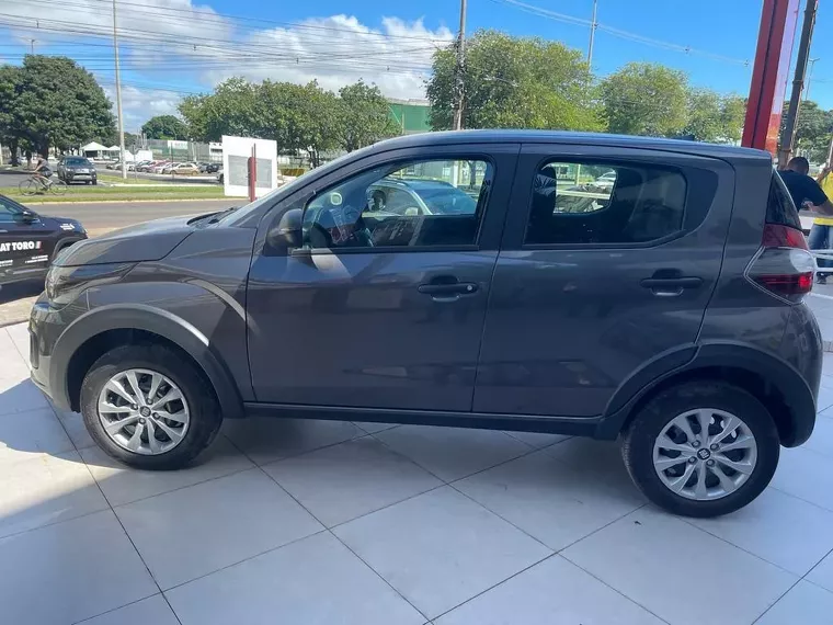 Fiat Mobi Preto 4