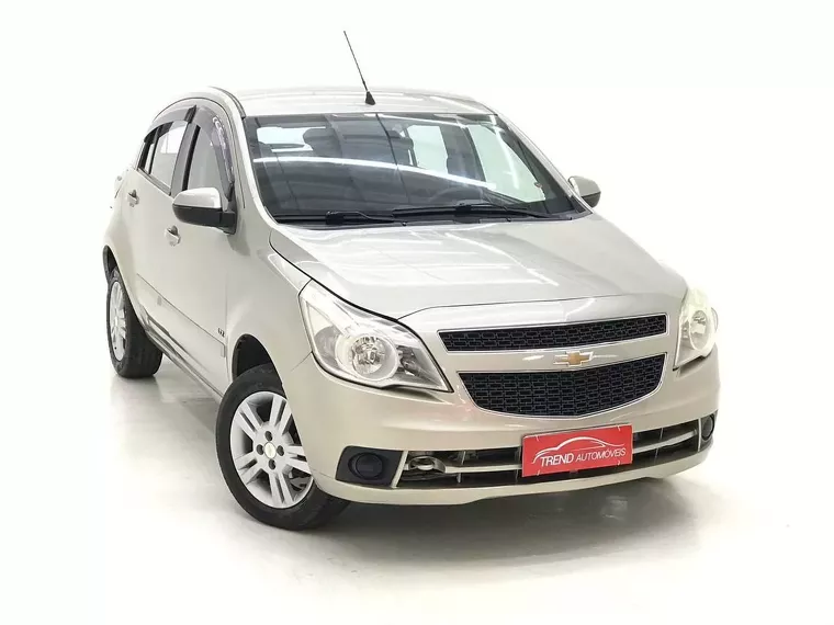 Chevrolet Agile Bege 7