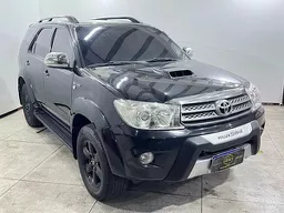 Toyota Hilux SW4