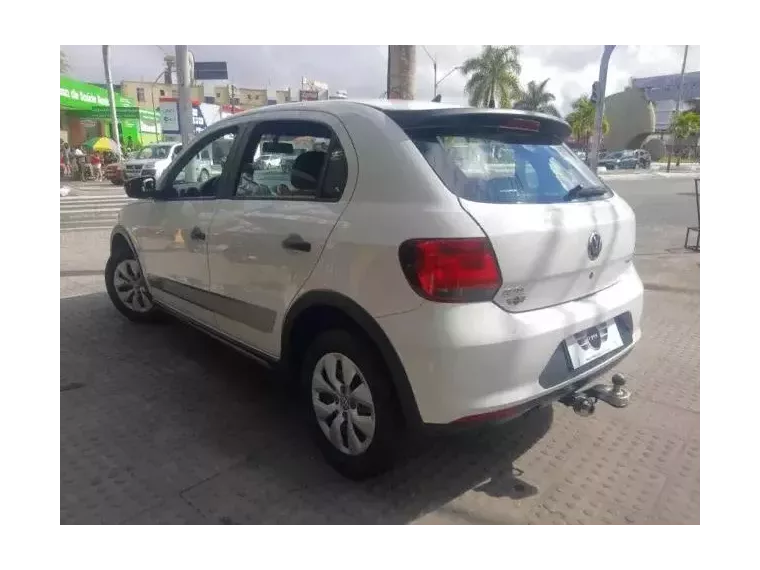 Volkswagen Gol Branco 7