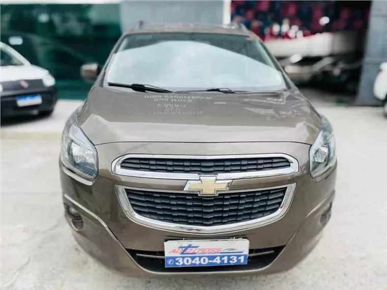 Chevrolet Spin Cinza 12