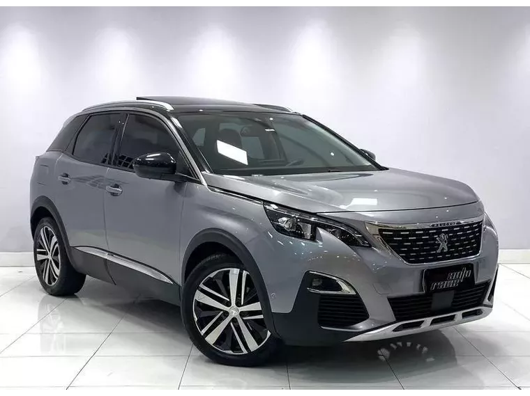 Peugeot 3008 Prata 17