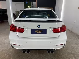 BMW 328i