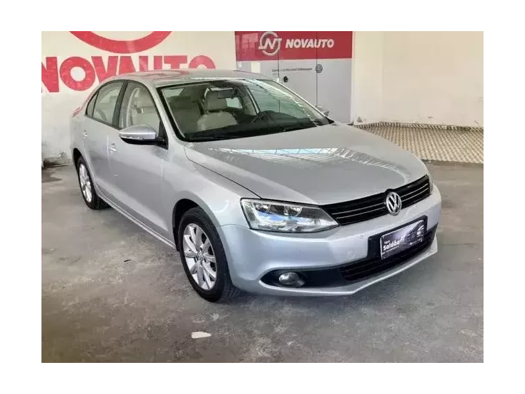 Volkswagen Jetta Prata 7