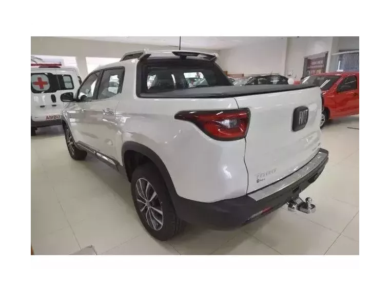 Fiat Toro Branco 7