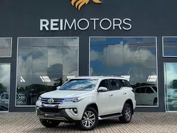 Toyota Hilux SW4