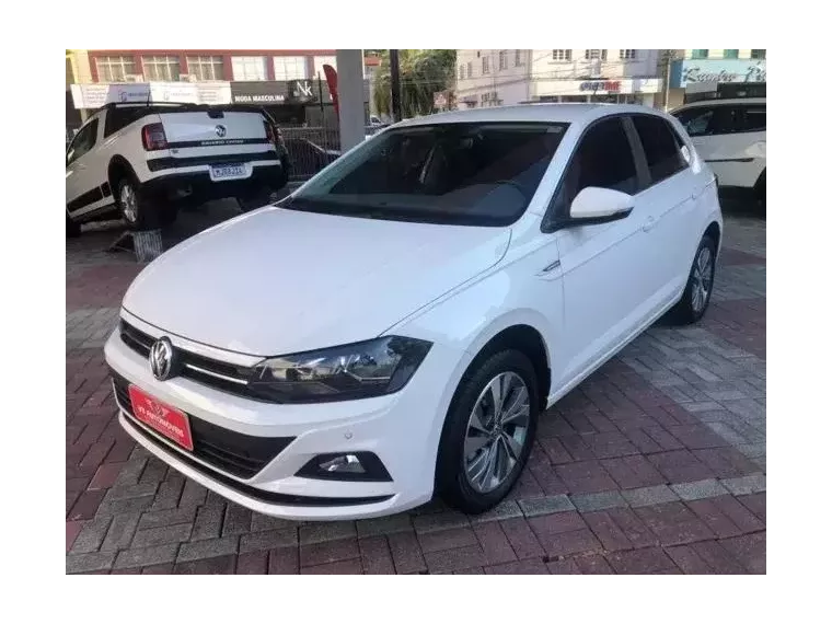 Volkswagen Polo Hatch Branco 1