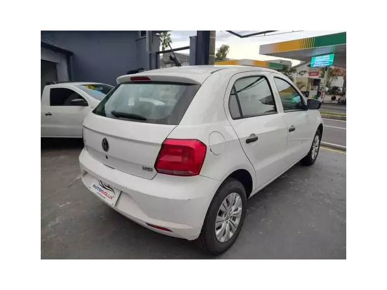 Volkswagen Gol Branco 7