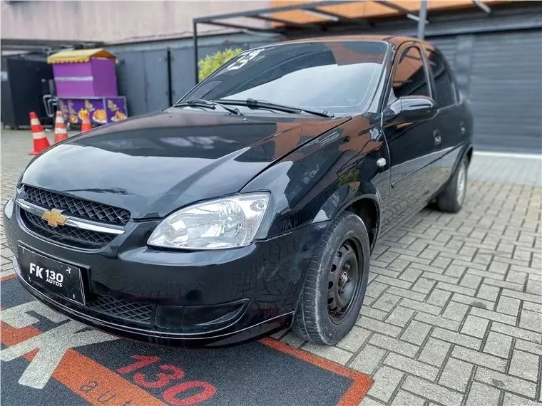 Chevrolet Classic Preto 1