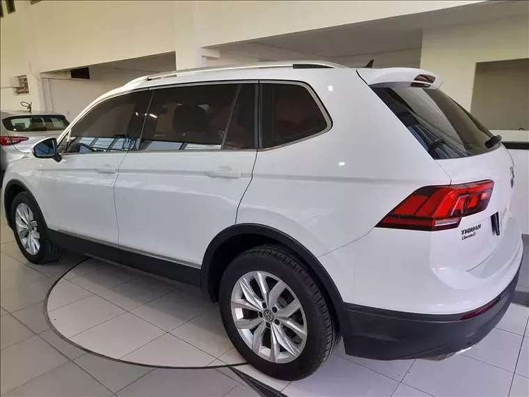 Volkswagen Tiguan Branco 11