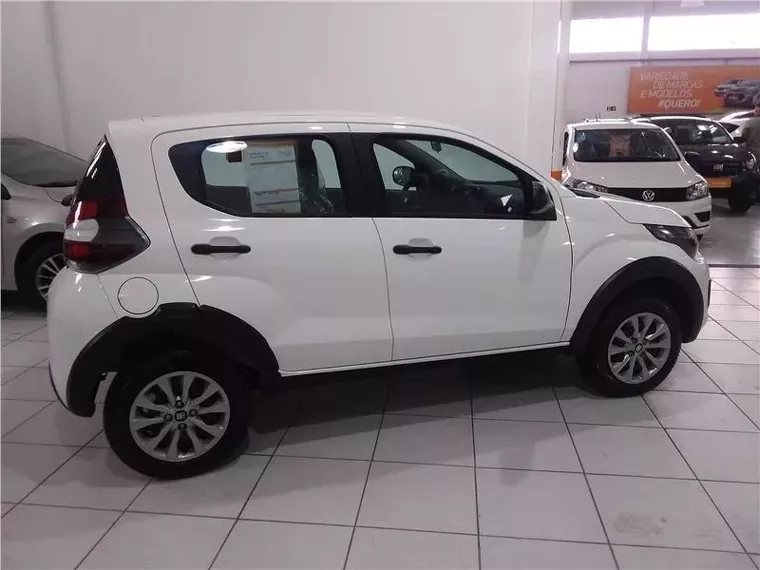 Fiat Mobi Branco 2